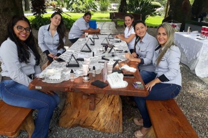 Lojas Pivot Case IH e Irrigação realizam comemorações do dia da mulher