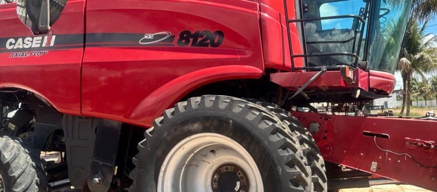 6-COLHEITADEIRA 8120 – CASE IH