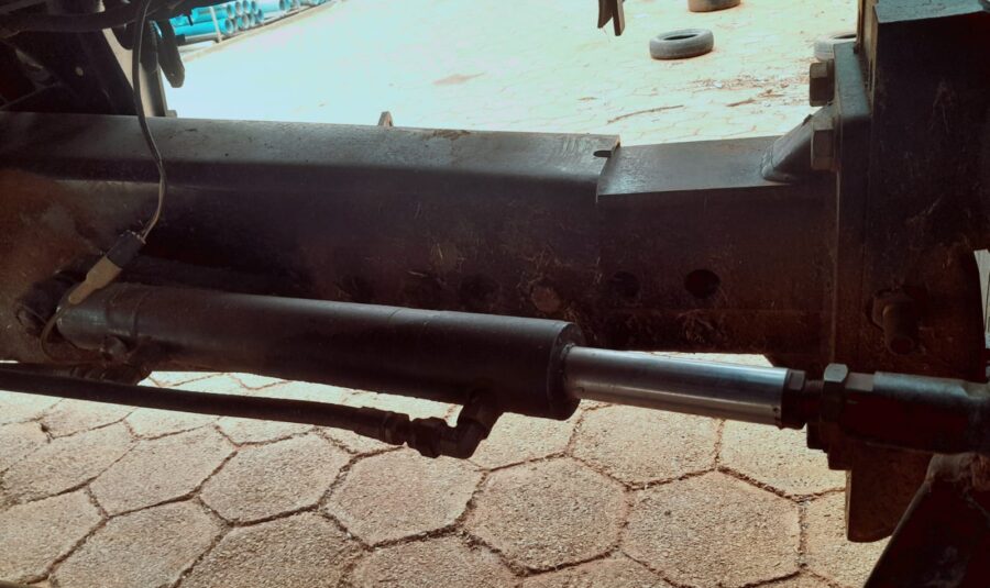 WhatsApp Image 2025-11-21 at 09.30.42 (1)